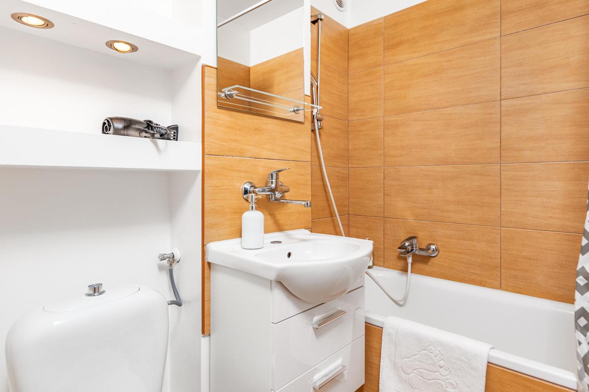 Apartment Gornoslaska By Your Freedom Warszawa Zewnętrze zdjęcie